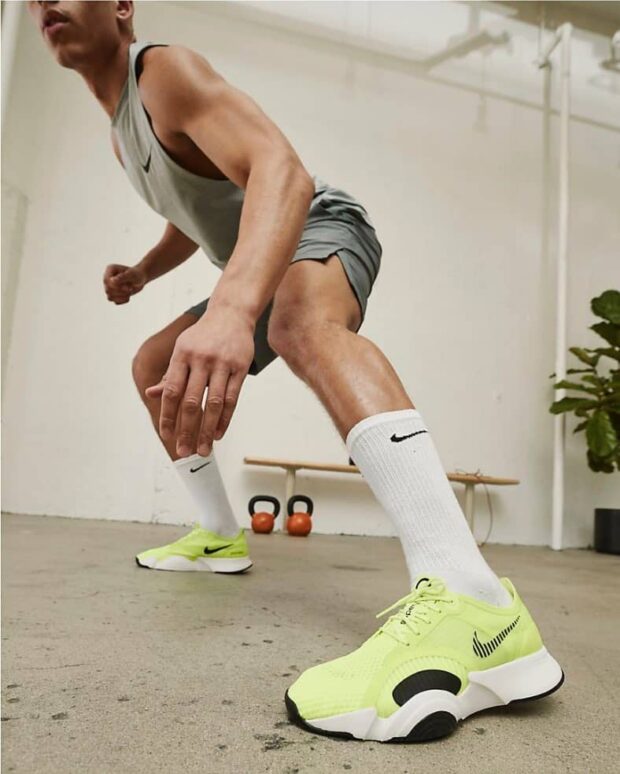 Floral midi skirt with slit